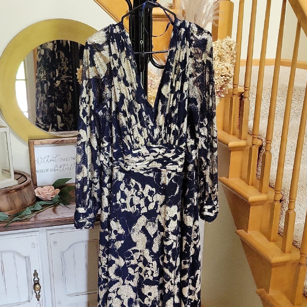 Betsy & Adam Black and Gold Long Sleeve Dress